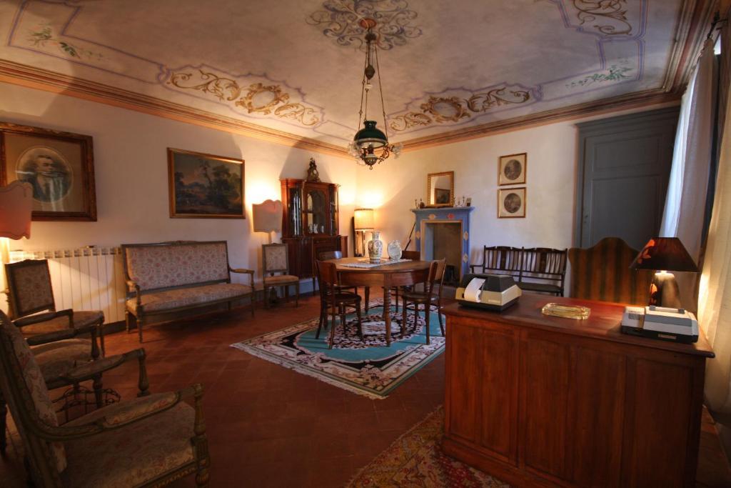 Bed and Breakfast Relais San Desiderio Каллиано Экстерьер фото