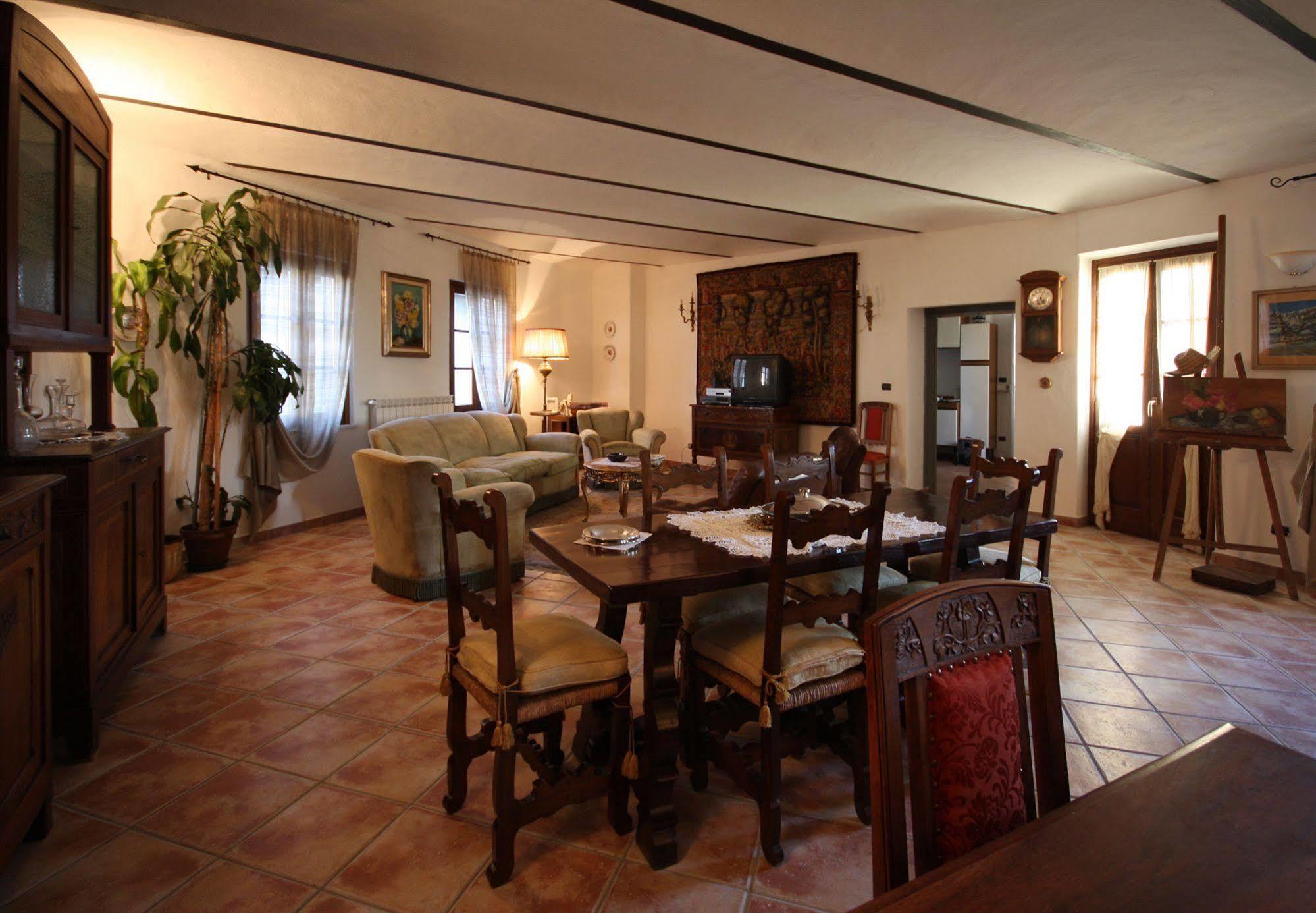 Bed and Breakfast Relais San Desiderio Каллиано Экстерьер фото