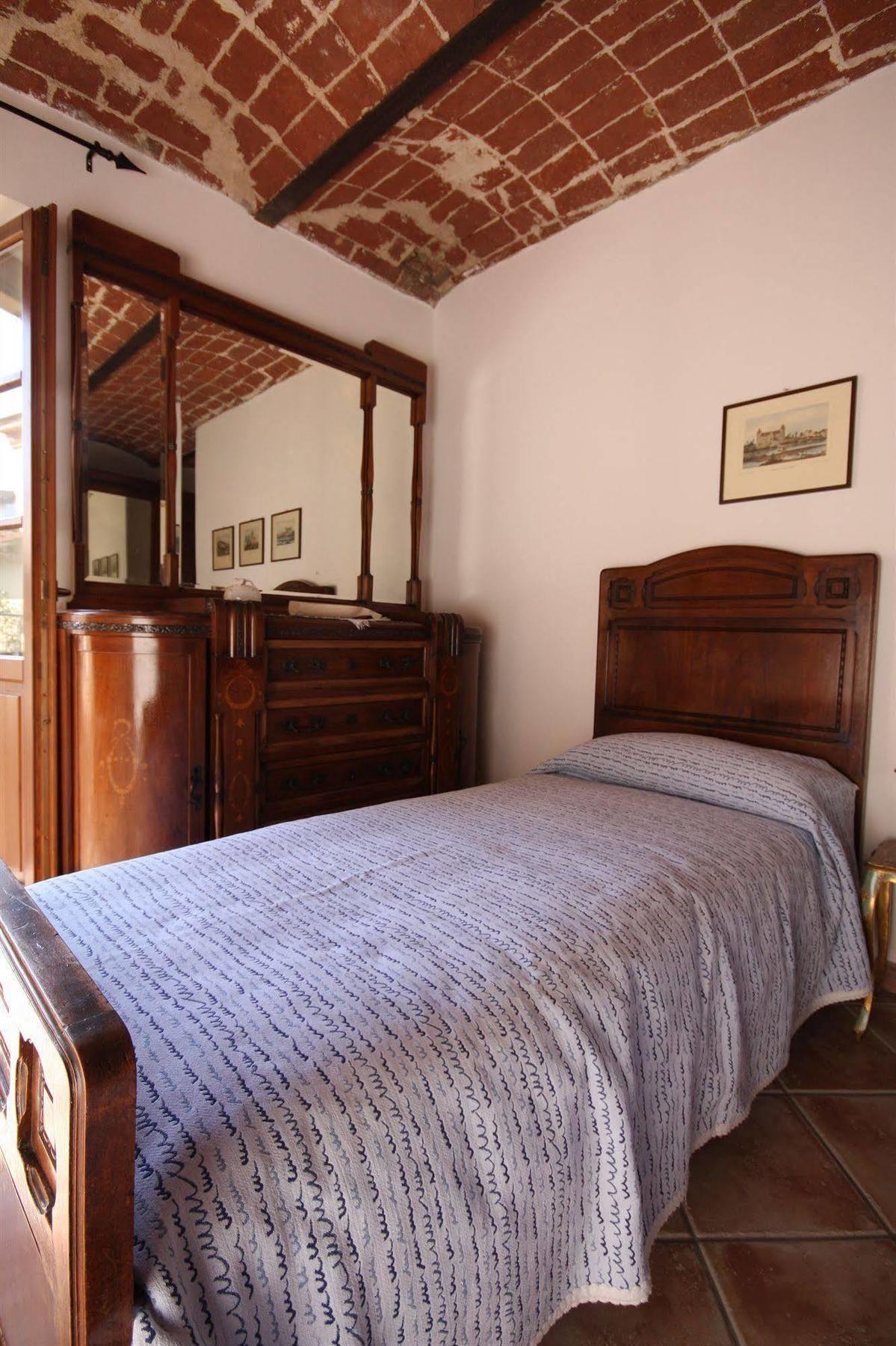 Bed and Breakfast Relais San Desiderio Каллиано Экстерьер фото